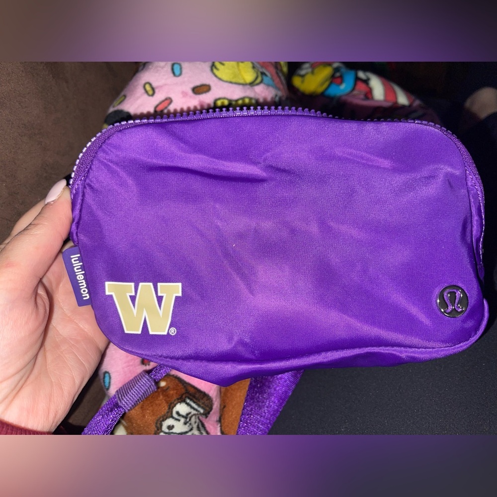lululemon athletica Purple Washington huskies belt bag crossbody